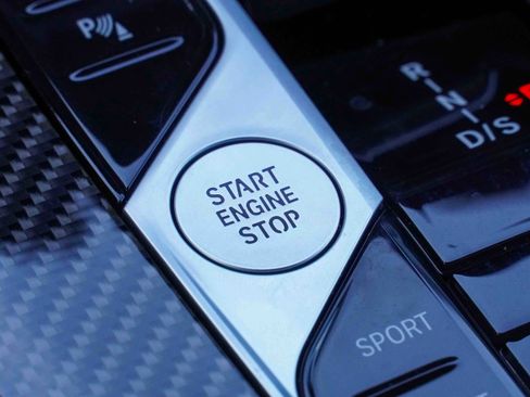 Certified 2025 BMW X5 M60i image 19