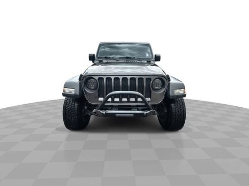 Used 2018 Jeep Wrangler Unlimited Sport image 3