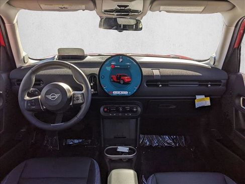 Certified 2025 MINI Cooper 4-Door Hardtop image 16