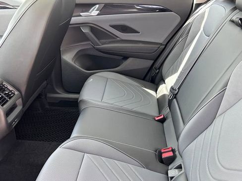 New 2026 Volkswagen Tiguan SE FWD image 21