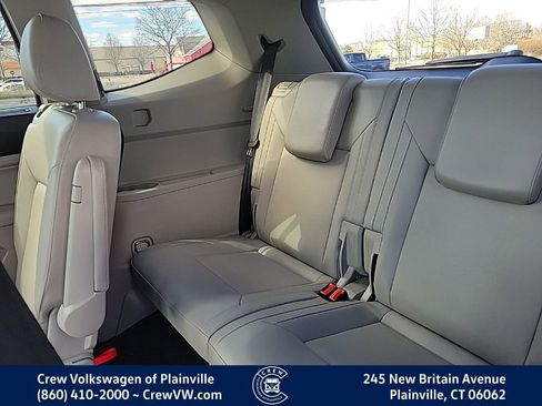 Certified 2021 Volkswagen Atlas SE w/ Panoramic Sunroof Package image 51