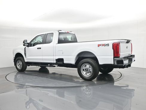 New 2026 Ford F350 XL w/ FX4 Off-Road Package AWD/4WD image 6