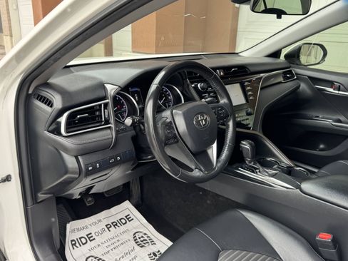 Used 2018 Toyota Camry SE w/ Protection Package (Q2) FWD image 16