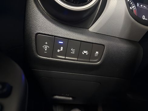 Used 2018 Hyundai Kona Ultimate FWD image 23