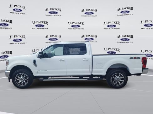 Used 2021 Ford F250 Lariat w/ Lariat Ultimate Package AWD/4WD image 2