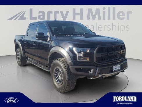 Used 2019 Ford F150 Raptor w/ Equipment Group 802A Luxury AWD/4WD image 7