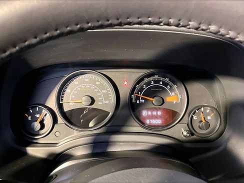 Used 2017 Jeep Patriot Latitude FWD image 26