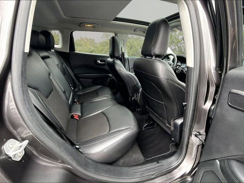 Used 2021 Jeep Compass Latitude w/ Sun and Sound Group image 25