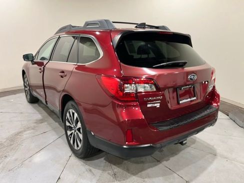 Used 2016 Subaru Outback 2.5i Limited image 10