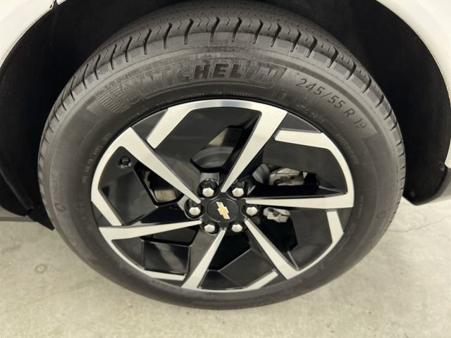 Certified 2024 Chevrolet Equinox EV LT w/ LPO, Blackout Package FWD image 32