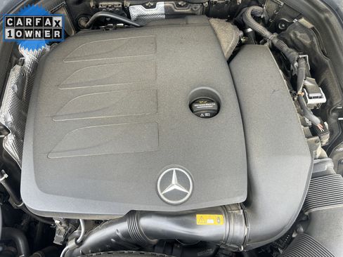 Certified 2022 Mercedes-Benz GLC 300 4MATIC image 36