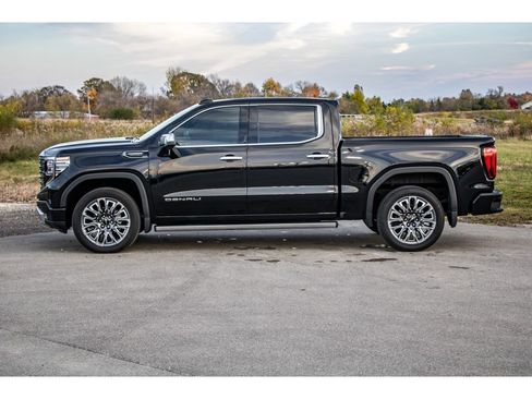 Used 2024 GMC Sierra 1500 Denali Ultimate image 46
