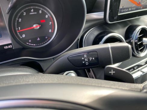 Used 2019 Mercedes-Benz GLC 300 4MATIC w/ Premium Package image 33