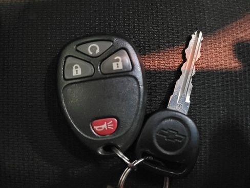 Used 2016 Chevrolet Traverse LT w/ Style and Technology Package image 32