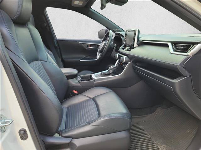 Used 2020 Toyota RAV4 XSE AWD/4WD image 25