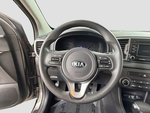 Used 2018 Kia Sportage LX FWD image 14