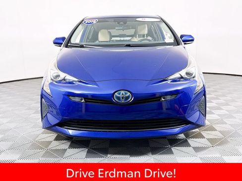 Certified 2018 Toyota Prius Three FWD image 2
