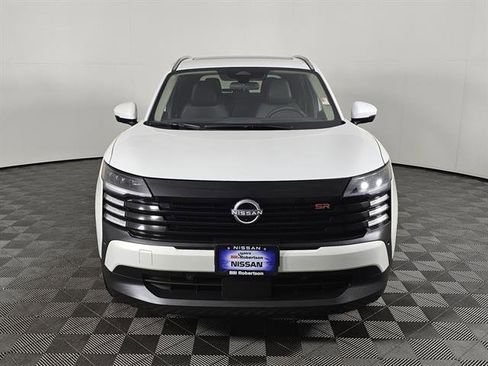 New 2025 Nissan Kicks SR w/ SR Premium Package image 10