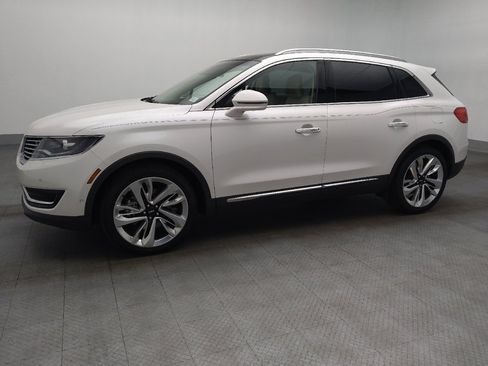 Used 2018 Lincoln MKX Reserve w/ Driver Assistance Package image 2
