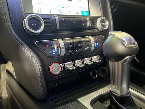 Used 2018 Ford Mustang GT Premium w/ GT Performance Package RWD image 20