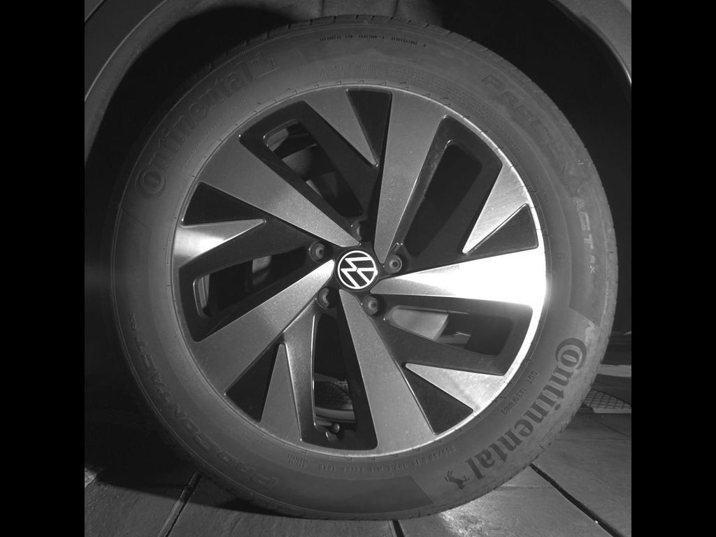 Certified 2023 Volkswagen ID.4 Pro S AWD/4WD image 13
