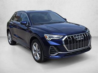 Used 2023 Audi Q3 2.0T Premium Plus w/ Premium Plus Package video 3