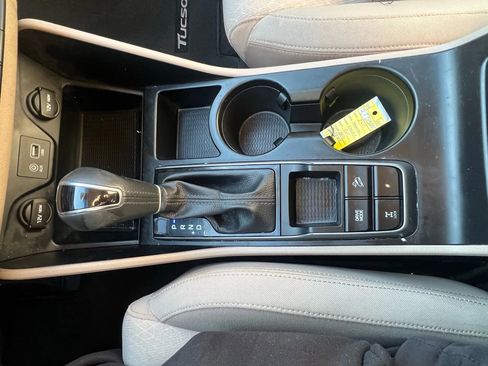 Used 2017 Hyundai Tucson Sport image 21