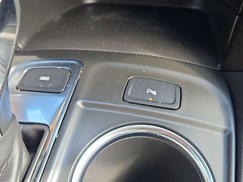 Certified 2024 Chevrolet Equinox LT AWD/4WD image 16