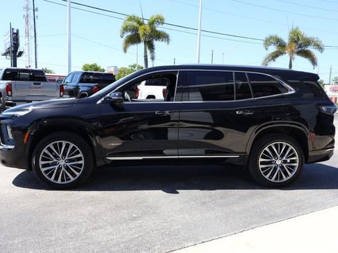New 2026 Buick Enclave Avenir w/ Super Cruise Package image 5
