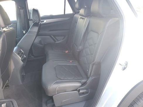 New 2026 Volkswagen Atlas Cross Sport SE image 21