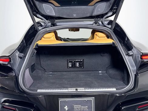 Certified 2026 Ferrari Purosangue AWD/4WD image 27