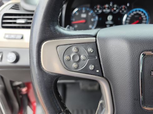 Used 2020 GMC Yukon XL Denali RWD image 32