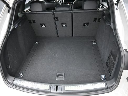Certified 2023 Porsche Macan Turbo AWD/4WD image 31