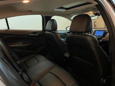 Used 2017 Chevrolet Cruze LT image 66