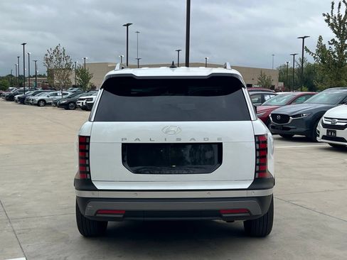 Used 2026 Hyundai Palisade SEL FWD image 10