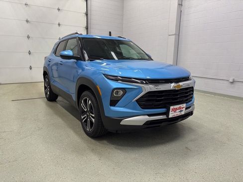 New 2026 Chevrolet TrailBlazer LT w/ Convenience Package image 2