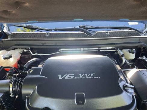 Used 2022 Chevrolet Colorado Z71 image 37
