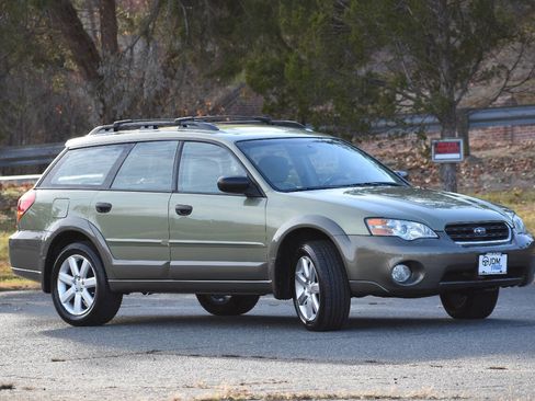 Used 2007 Subaru Outback 2.5i image 4