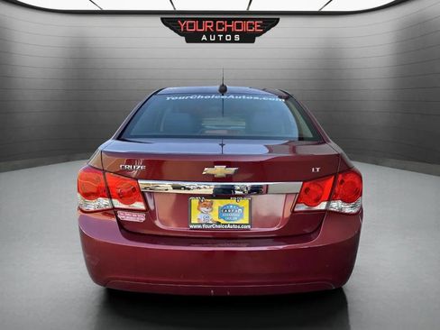 Used 2016 Chevrolet Cruze LT w/ Technology Package image 6