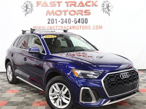 Used 2022 Audi Q5 2.0T Premium image 3