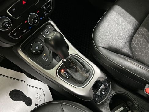 Used 2019 Jeep Compass Latitude w/ Popular Equipment Group image 17