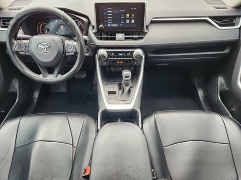 Used 2025 Toyota RAV4 XLE w/ Convenience Package FWD image 27