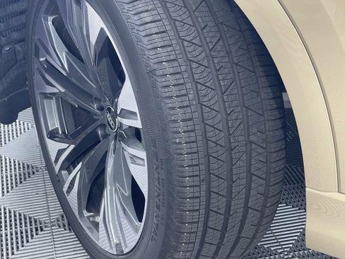 New 2025 Audi Q8 Premium Plus image 8