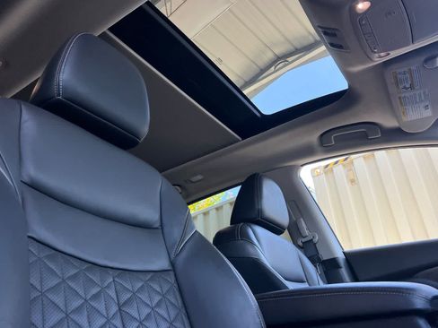Used 2022 Nissan Murano Platinum w/ Cargo Package AWD/4WD image 19