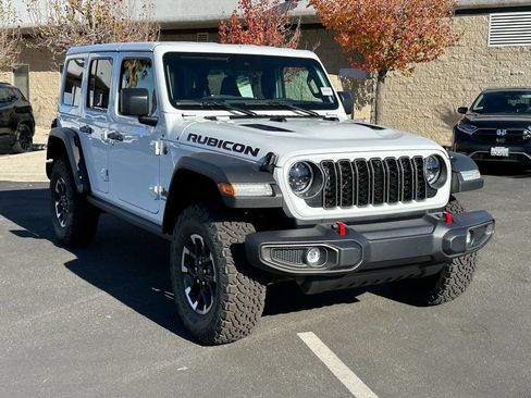 New 2025 Jeep Wrangler Unlimited Rubicon w/ Technology Group AWD/4WD image 8