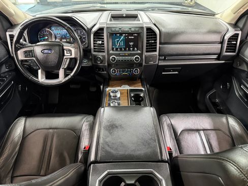 Used 2018 Ford Expedition Platinum AWD/4WD image 21