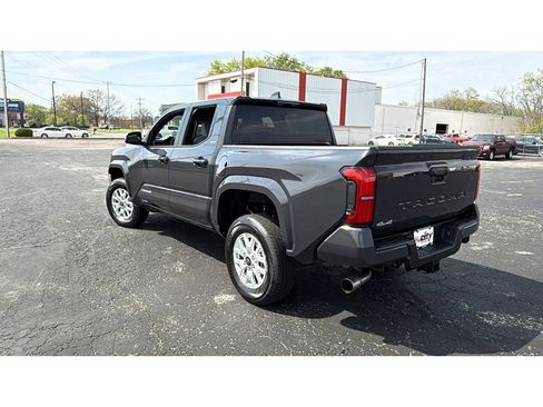 New 2026 Toyota Tacoma SR5 AWD/4WD image 5