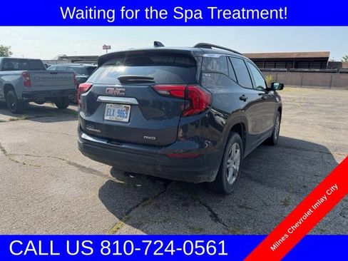Used 2018 GMC Terrain SLE w/ Driver Convenience Package AWD/4WD image 3