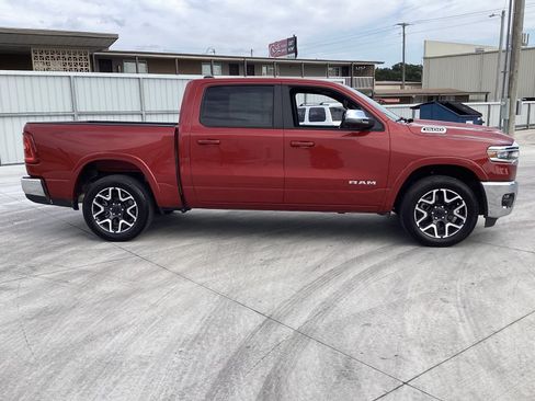Used 2026 RAM 1500 Laramie AWD/4WD image 4