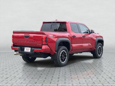 Certified 2025 Toyota Tacoma TRD Off-Road w/ TRD Off Road Upgrade Package AWD/4WD image 6